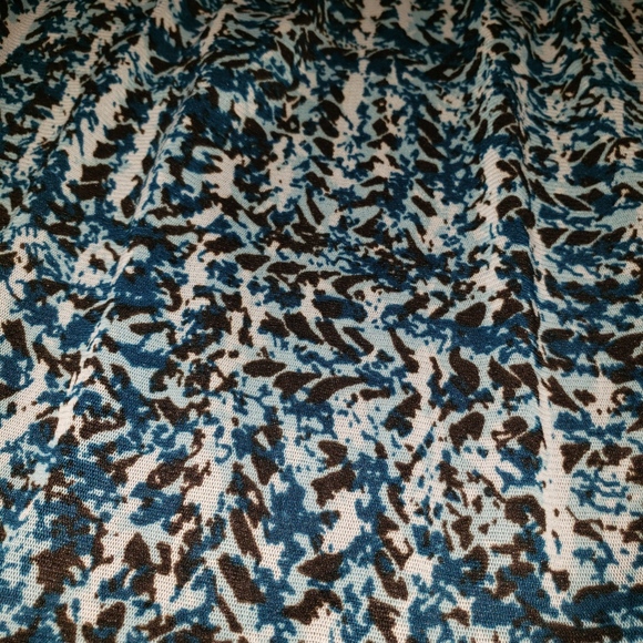 Tank - Picture 2 of 5